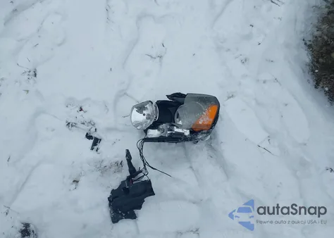 2013 Volkswagen Passat 2.5L Se z USA, uszkodzony, nr VIN 1VWBH7A38DC122917